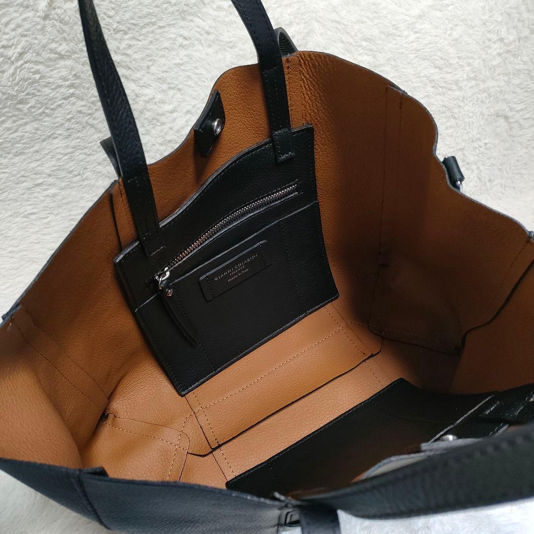 リナママ様【✨新品✨】ジャンニキャリーニ◎トート スーパーライト M ブラック