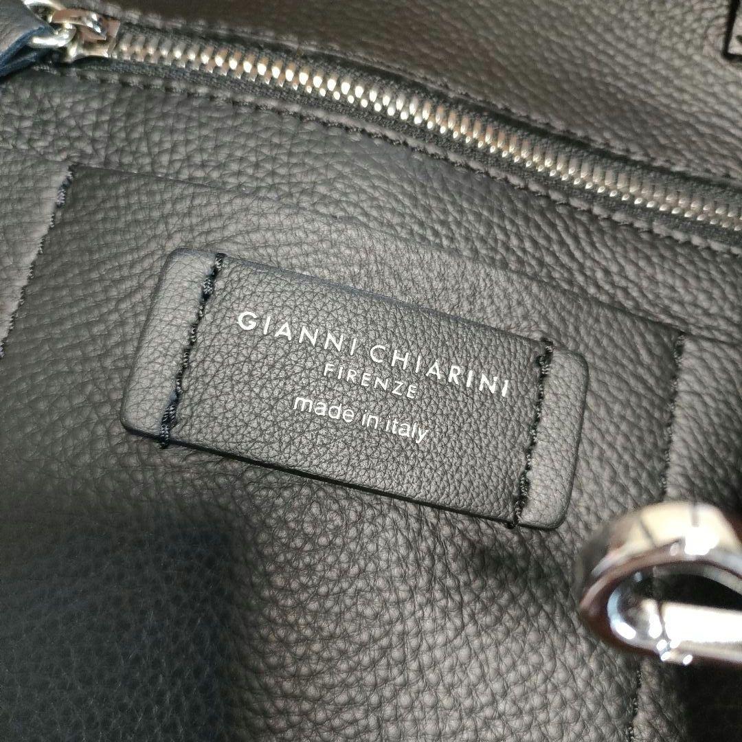 リナママ様【✨新品✨】ジャンニキャリーニ◎トート スーパーライト M ブラック