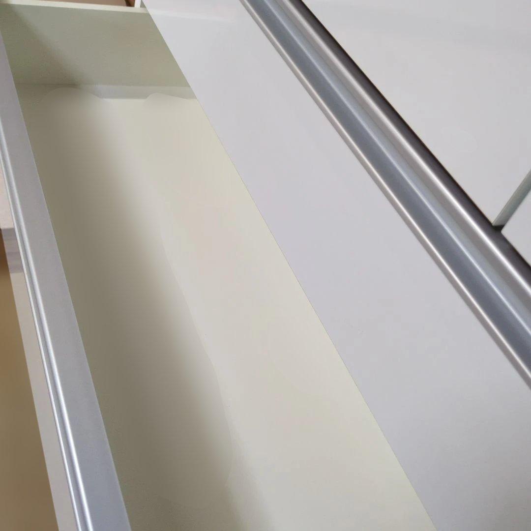 キッチンカウンター 薄型 天板ステンレス鏡面仕上げ