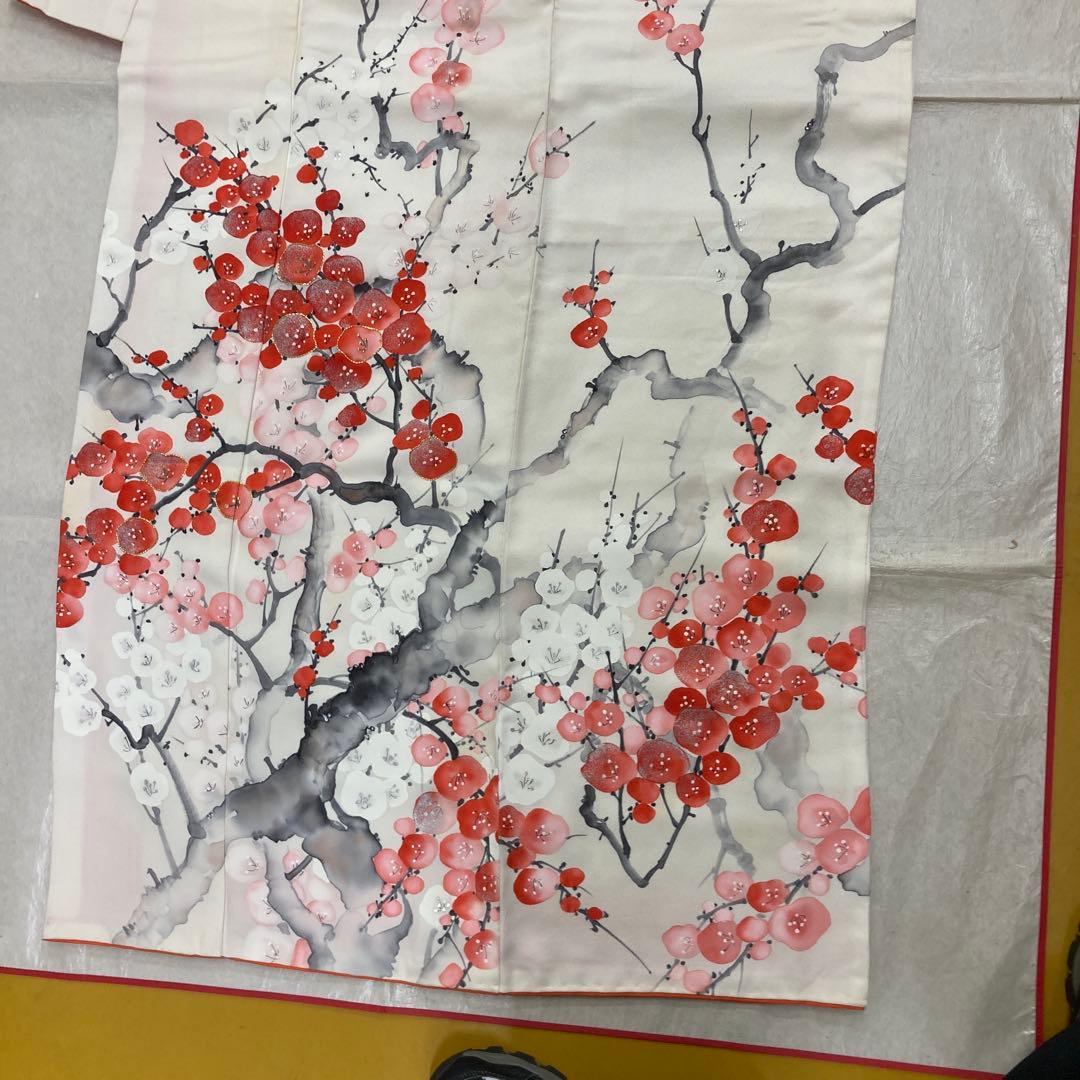 紅梅白梅　花柄振袖 着物