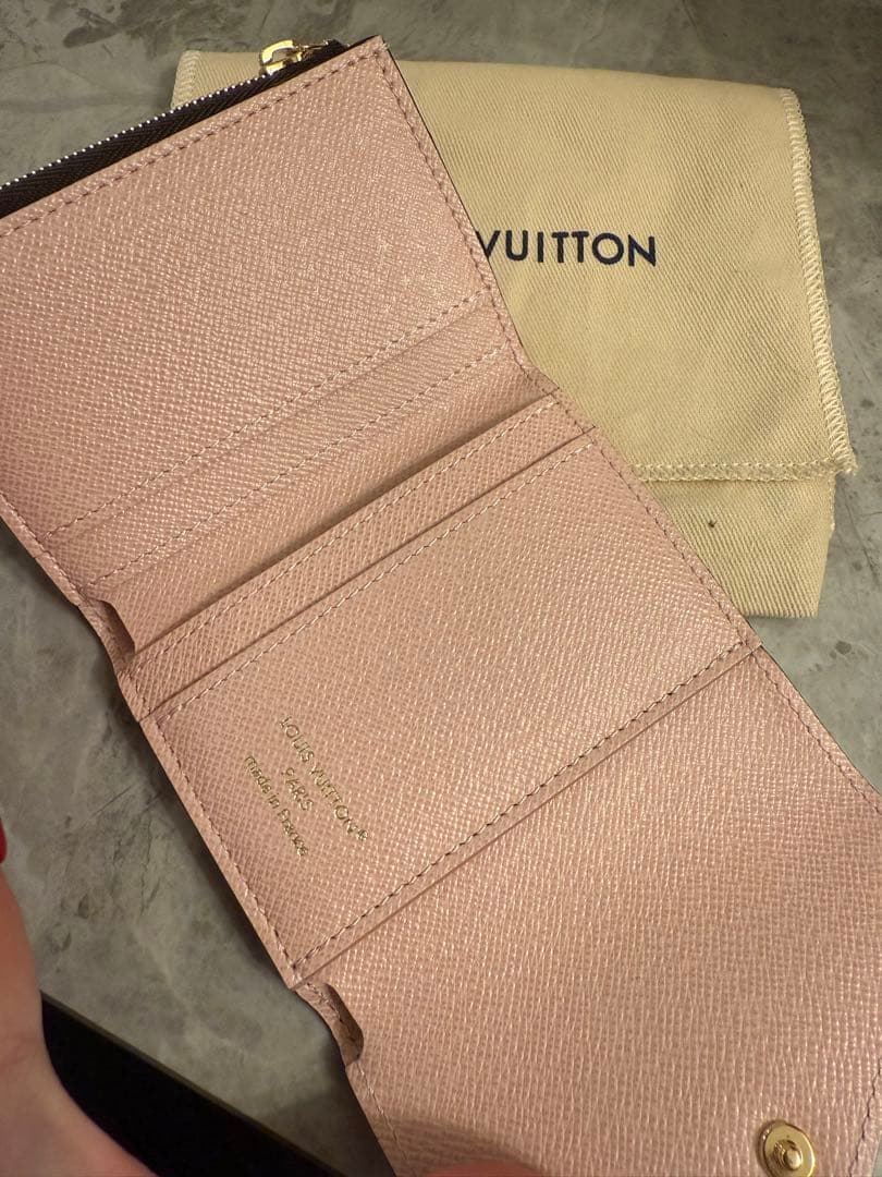 新品Louis Vuitton 二つ折り財布 ピンク/ブラウン