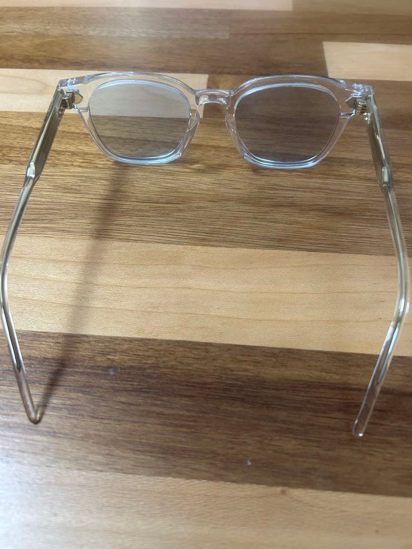 ジェントルモンスター　GENTLE MONSTER クリアフレーム サングラス