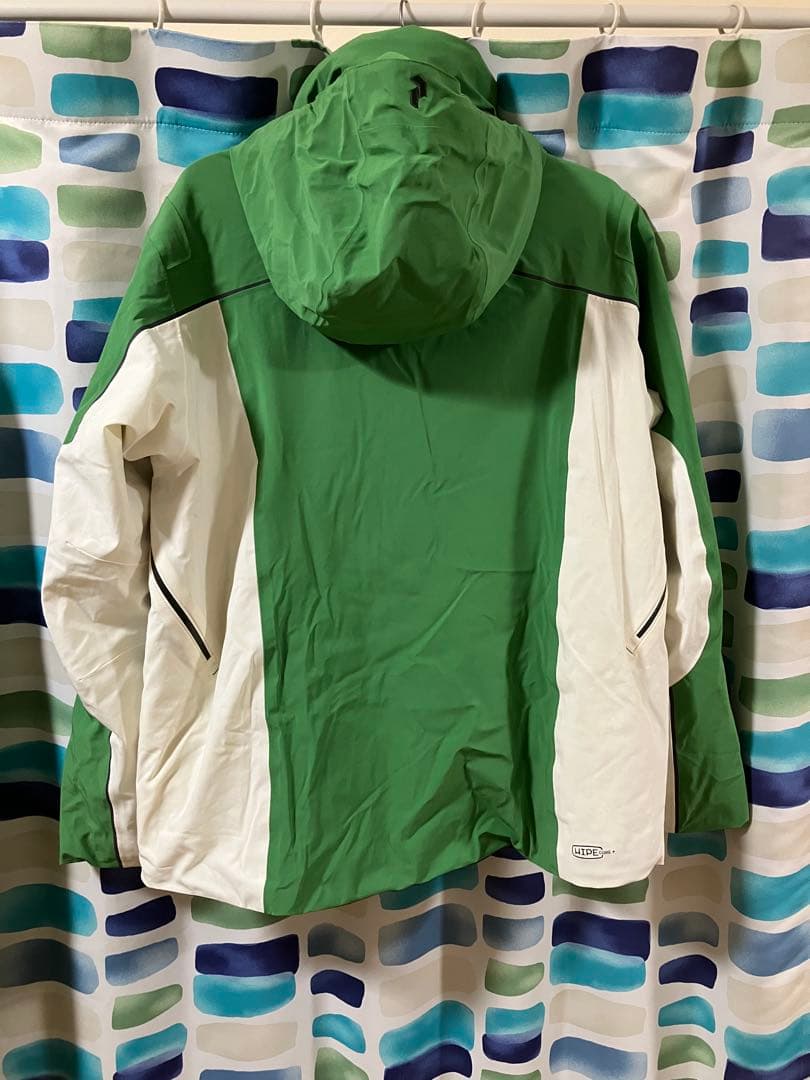 【貴重な綿入】Peak Performance スキーウェア 緑色