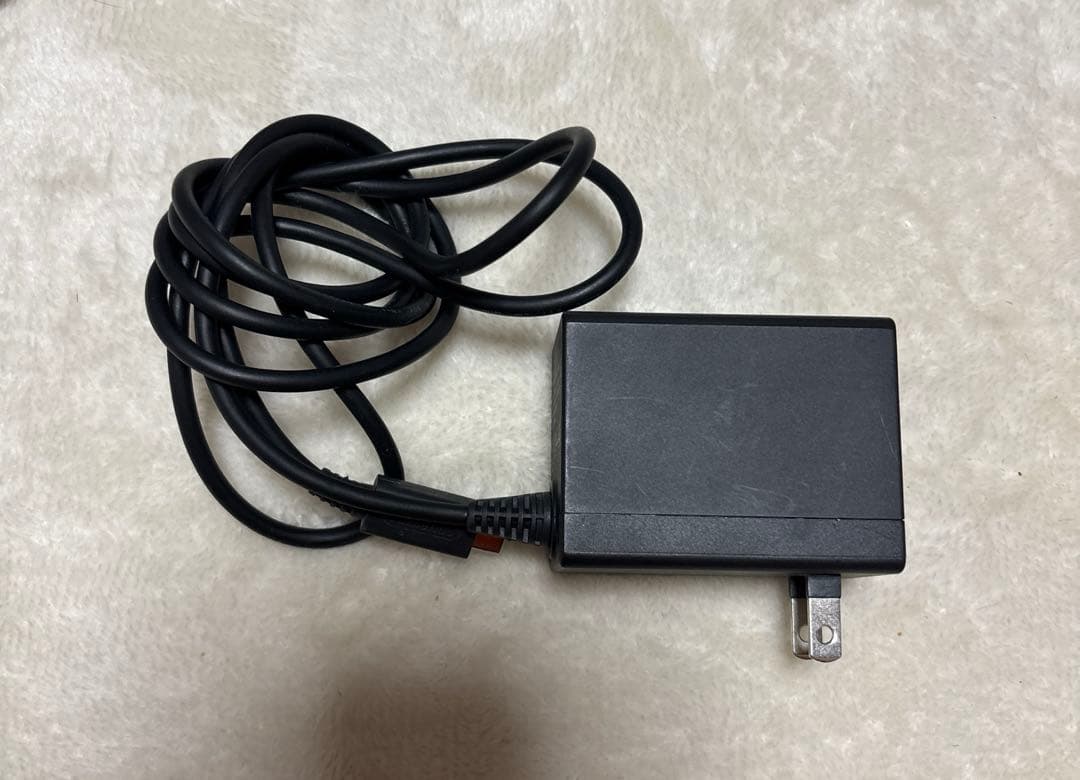 Nintendo Switch Lite 本体・充電ケーブル