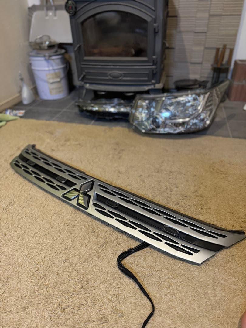 陽*大様 【専用解除中】純正線を無加工で接続できる デリカ D5 グリルマーカー