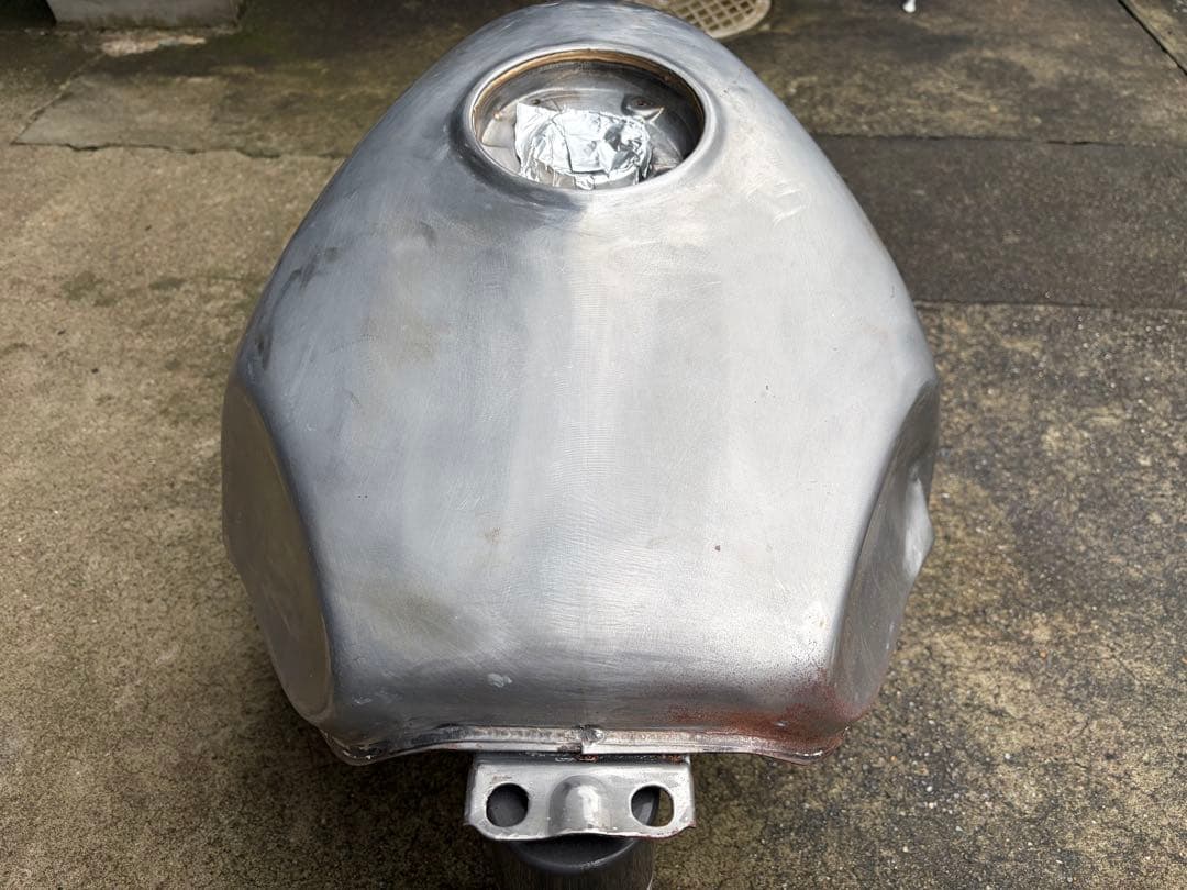 HONDA CBR250R MC19ハリケーン 純正タンク塗装用 錆び取り済み