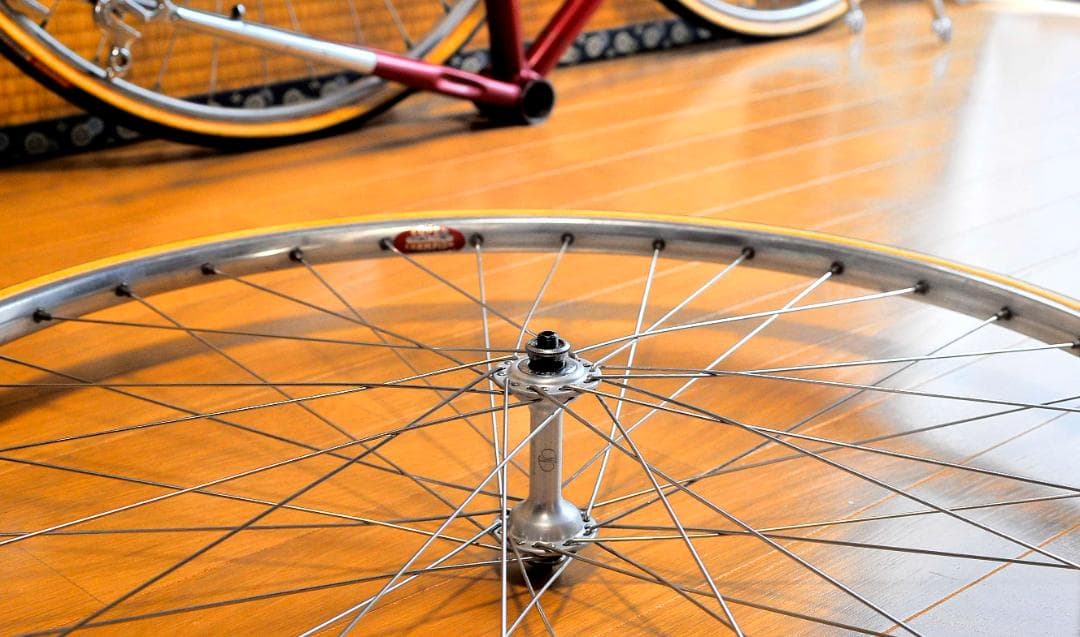 SUPER CHAMPION　&　SHIMANO HAB FRONT完組ホイール