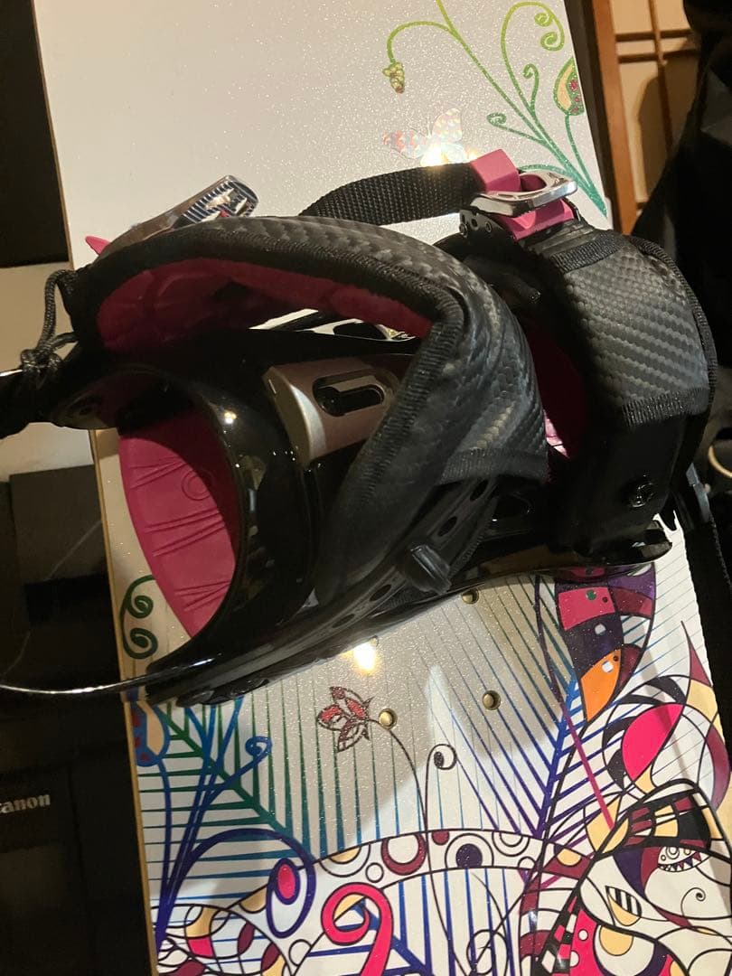 YELLOW BUS BUTTERFLY 137cm スノーボード 板　保証付き