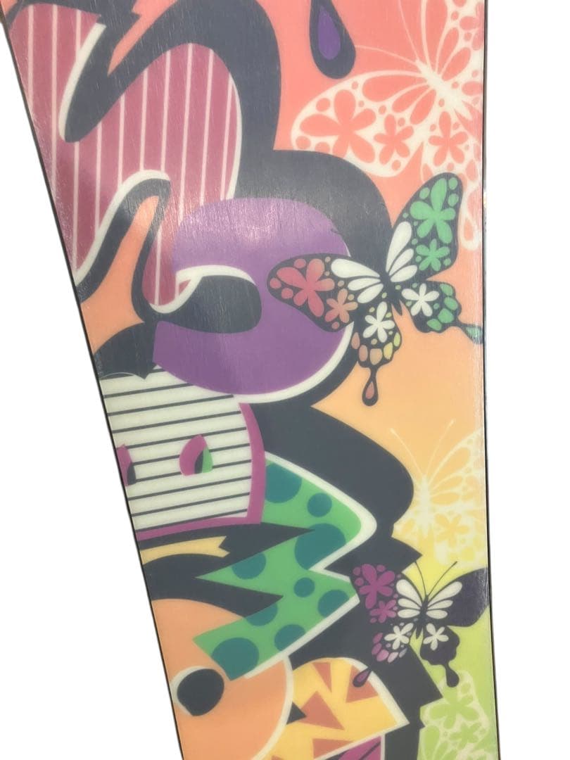 YELLOW BUS BUTTERFLY 137cm スノーボード 板　保証付き