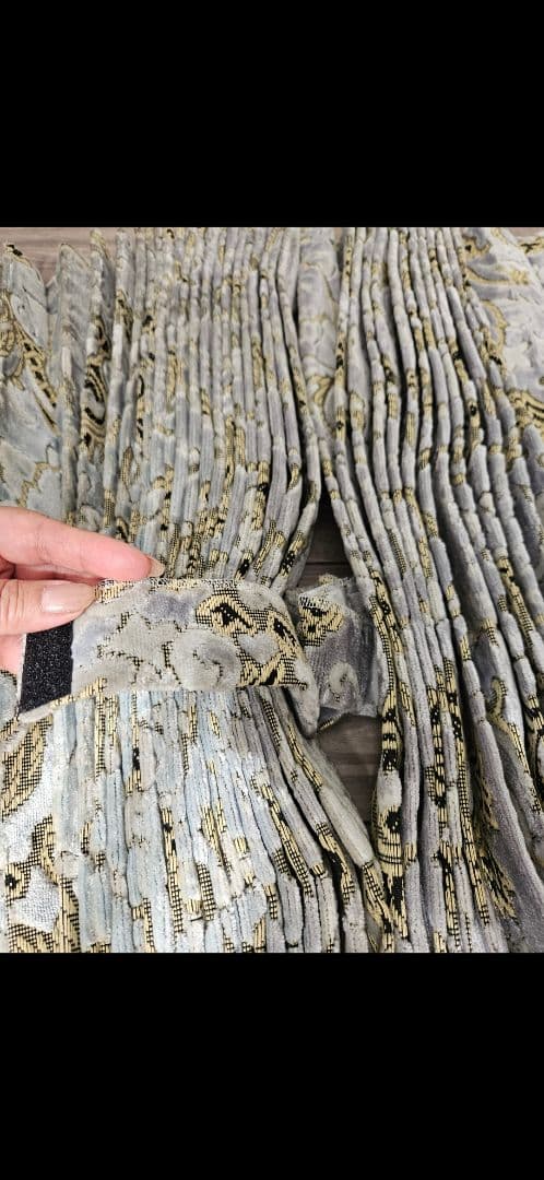 金華山　モンブランローズ シルバー　仮眠カーテン　プリーツ　トラック　雅