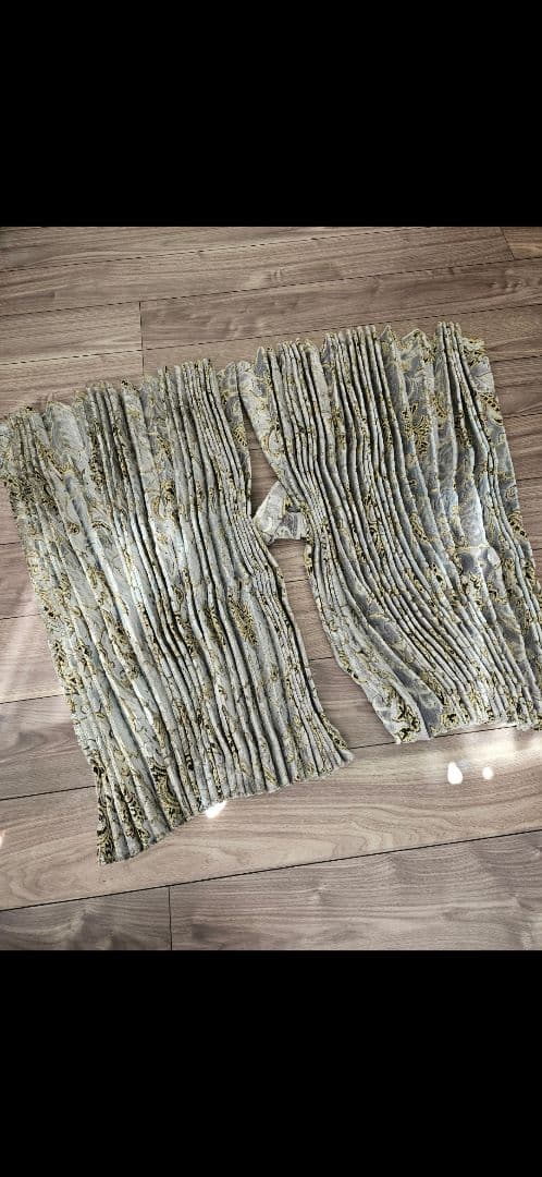 金華山　モンブランローズ シルバー　仮眠カーテン　プリーツ　トラック　雅