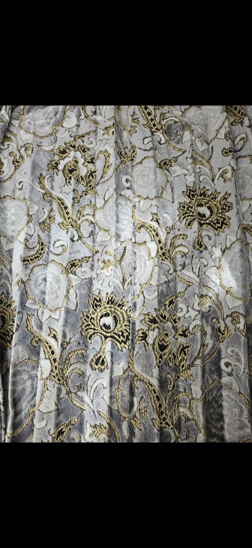 金華山　モンブランローズ シルバー　仮眠カーテン　プリーツ　トラック　雅