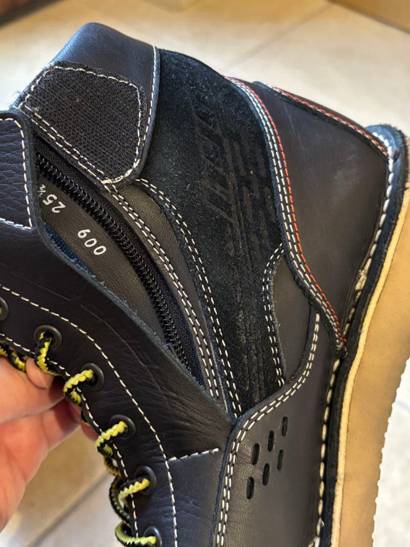 hyod ライディングブーツ REVI D3O 25.5