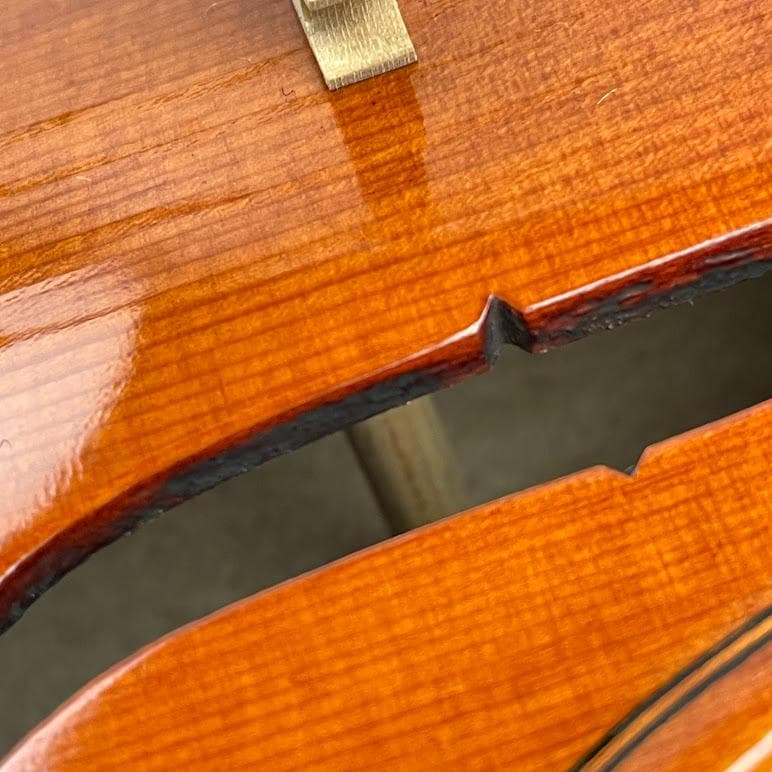 極美虎●鈴木バイオリン● No.330 4/4 1988年製 極美品 杉藤弓付