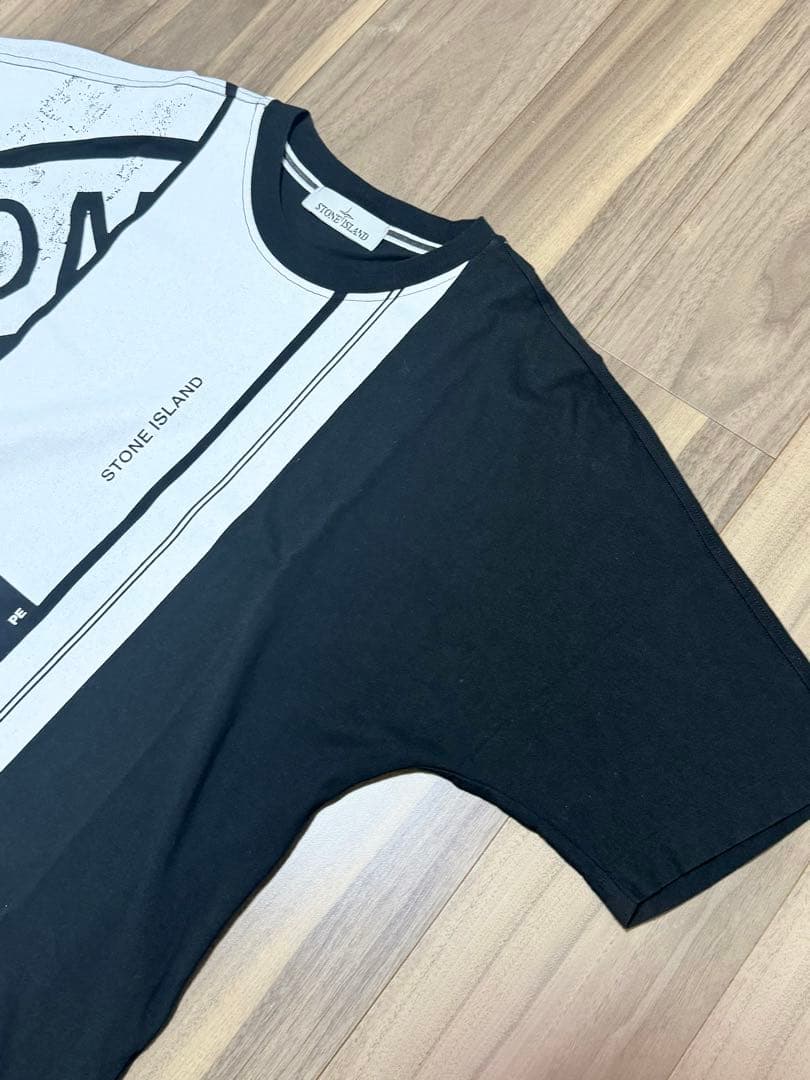 国内正規品　美品　ストーンアイランド　ビッグロゴ　tシャツ　Mサイズ　T100