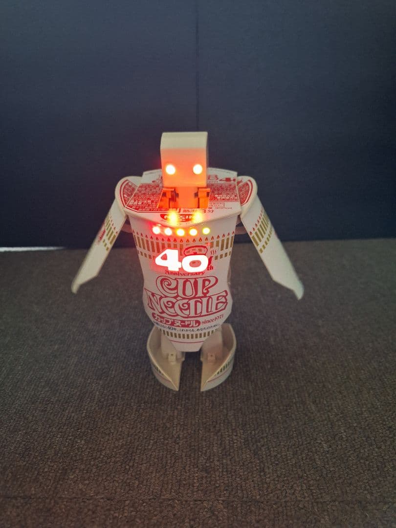 【美品】NISSIN カップヌードル 40周年記念 ロボタイマー