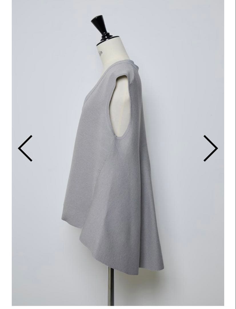 オアーノ　ニットジレ　グレーL OWAUNO 2025 一回着用