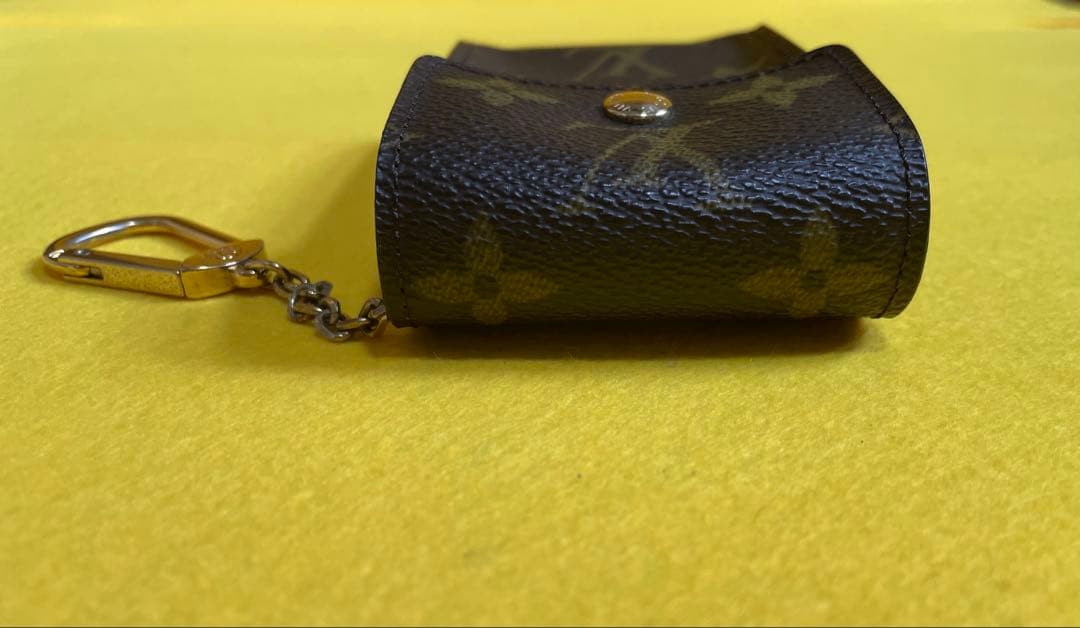 LOUIS VUITTON ルイヴィトン ポーチポルトクレバッジ