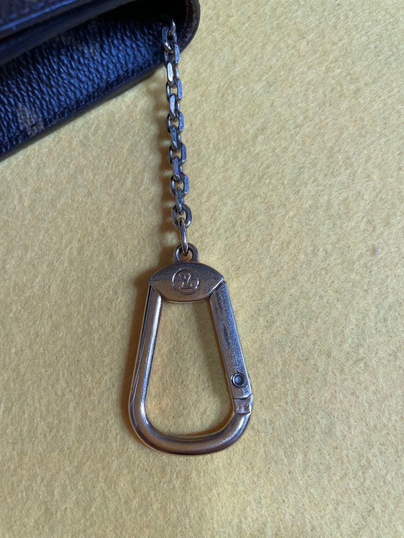 LOUIS VUITTON ルイヴィトン ポーチポルトクレバッジ