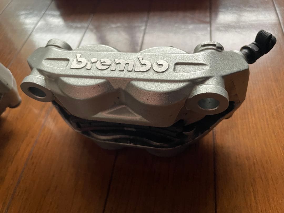 brembo ブレーキキャリパー 3個セットF:100mm R:84mm