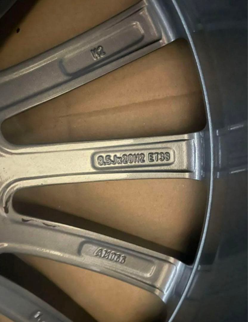 リヤ Mercedes-Benz 純正20インチ