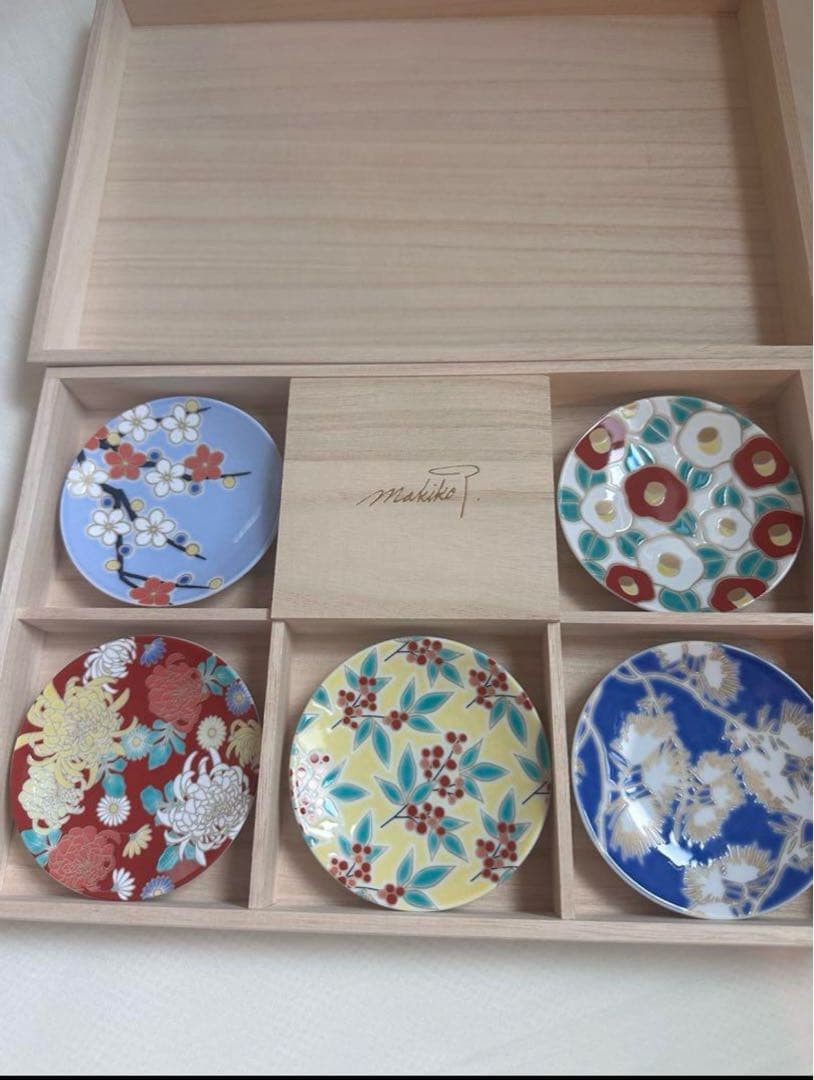 【新品未使用】タキマキ　九谷焼き　豆皿5枚セット　滝沢眞規子