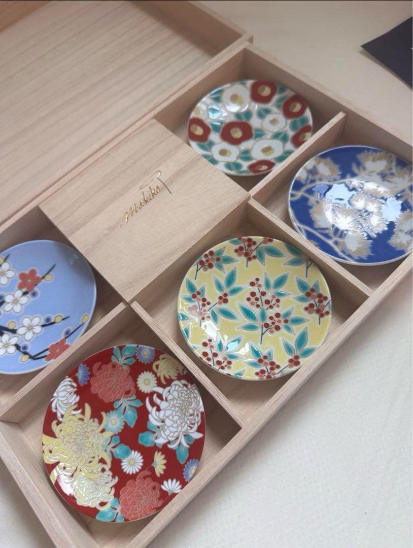 【新品未使用】タキマキ　九谷焼き　豆皿5枚セット　滝沢眞規子