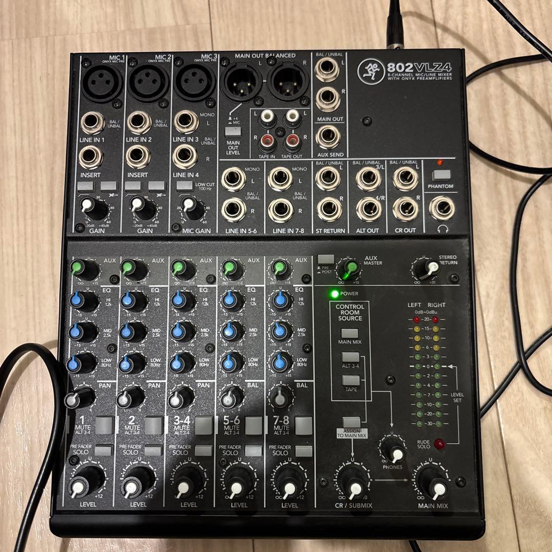 MACKIE「802VLZ4」8チャンネルアナログミキサー