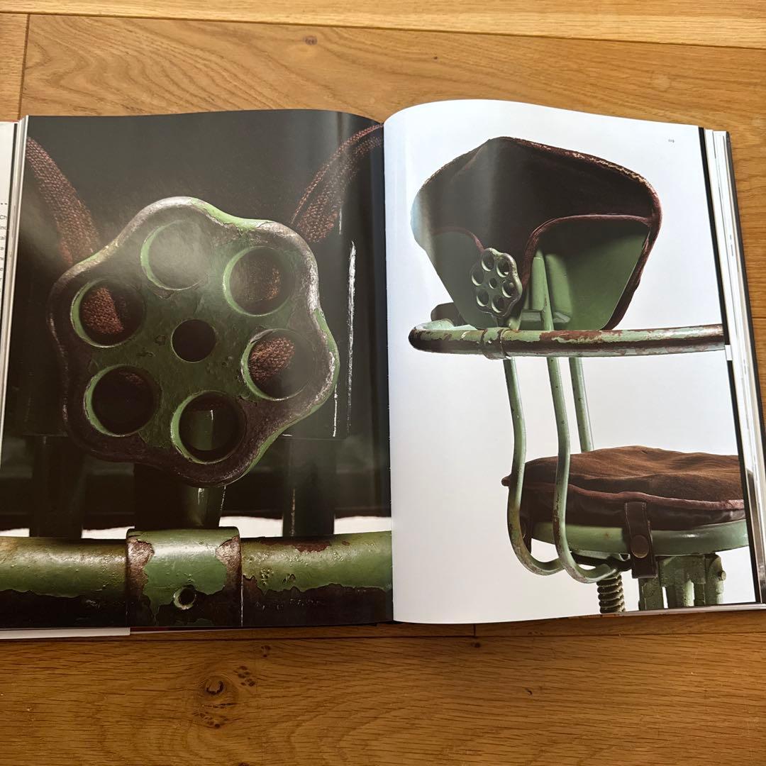 洋書 INDUSTRIAL CHIC