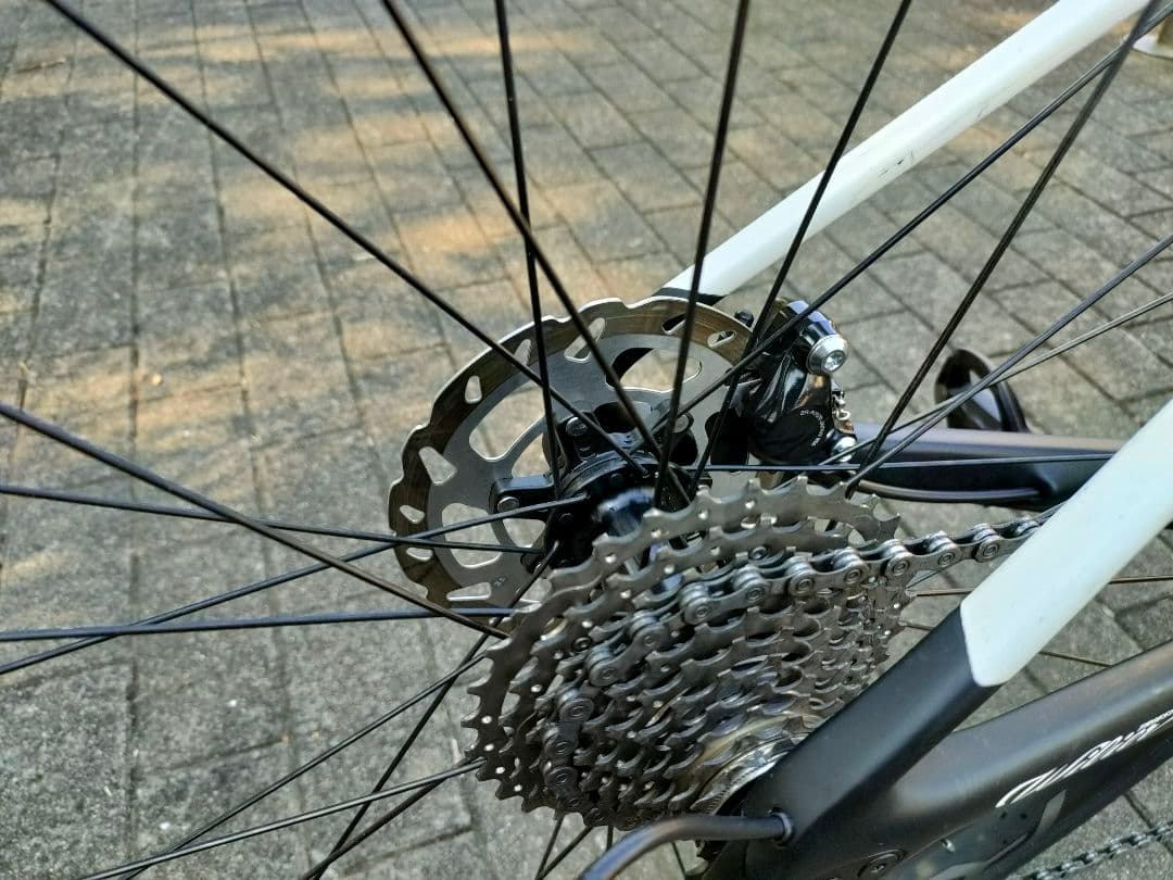 ウィリエール　ガルダdisc　完成車　ロードバイク　カーボンロード