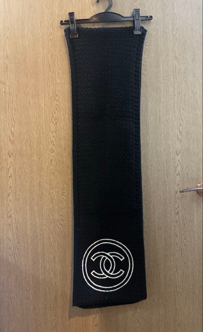 シャネル　ロゴ　マフラー