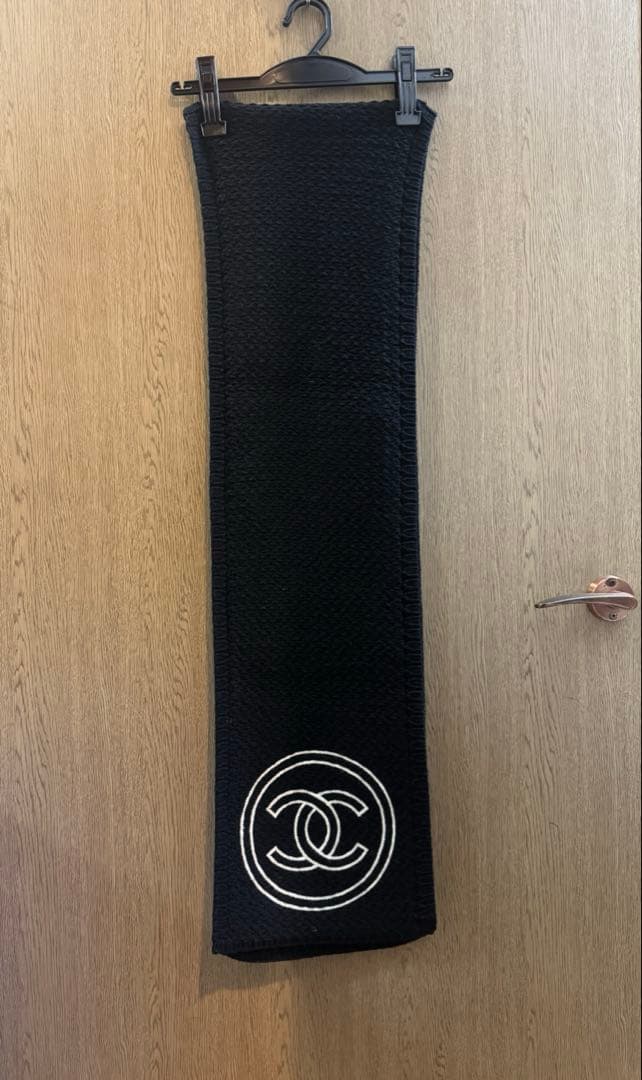 シャネル　ロゴ　マフラー