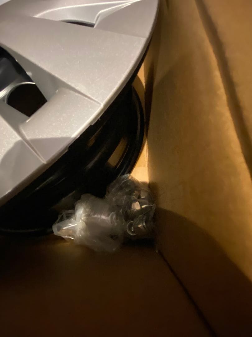 純正スチールホイール　ホイールキャップ付き新車外し　15インチ　ヤリス　4本組