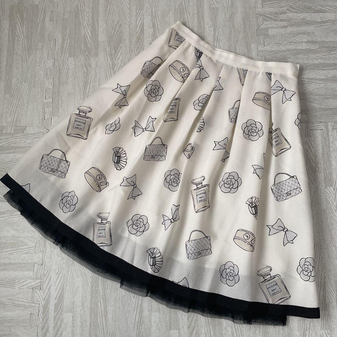 総柄フレアスカート