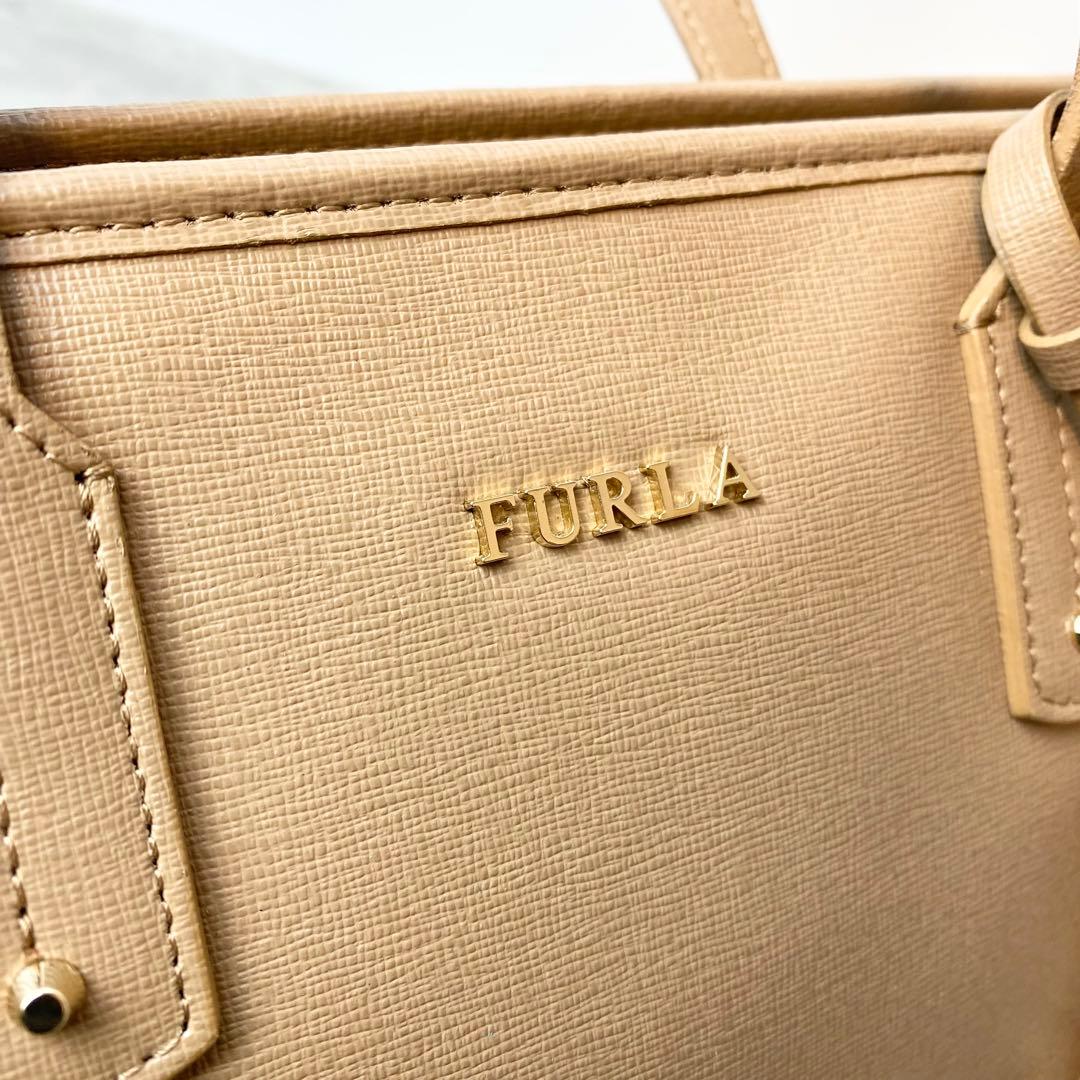 【未使用級】FURLA ハンドバッグ 2way デイジー チャーム ベージュ