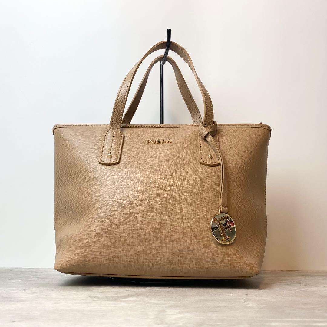 【未使用級】FURLA ハンドバッグ 2way デイジー チャーム ベージュ