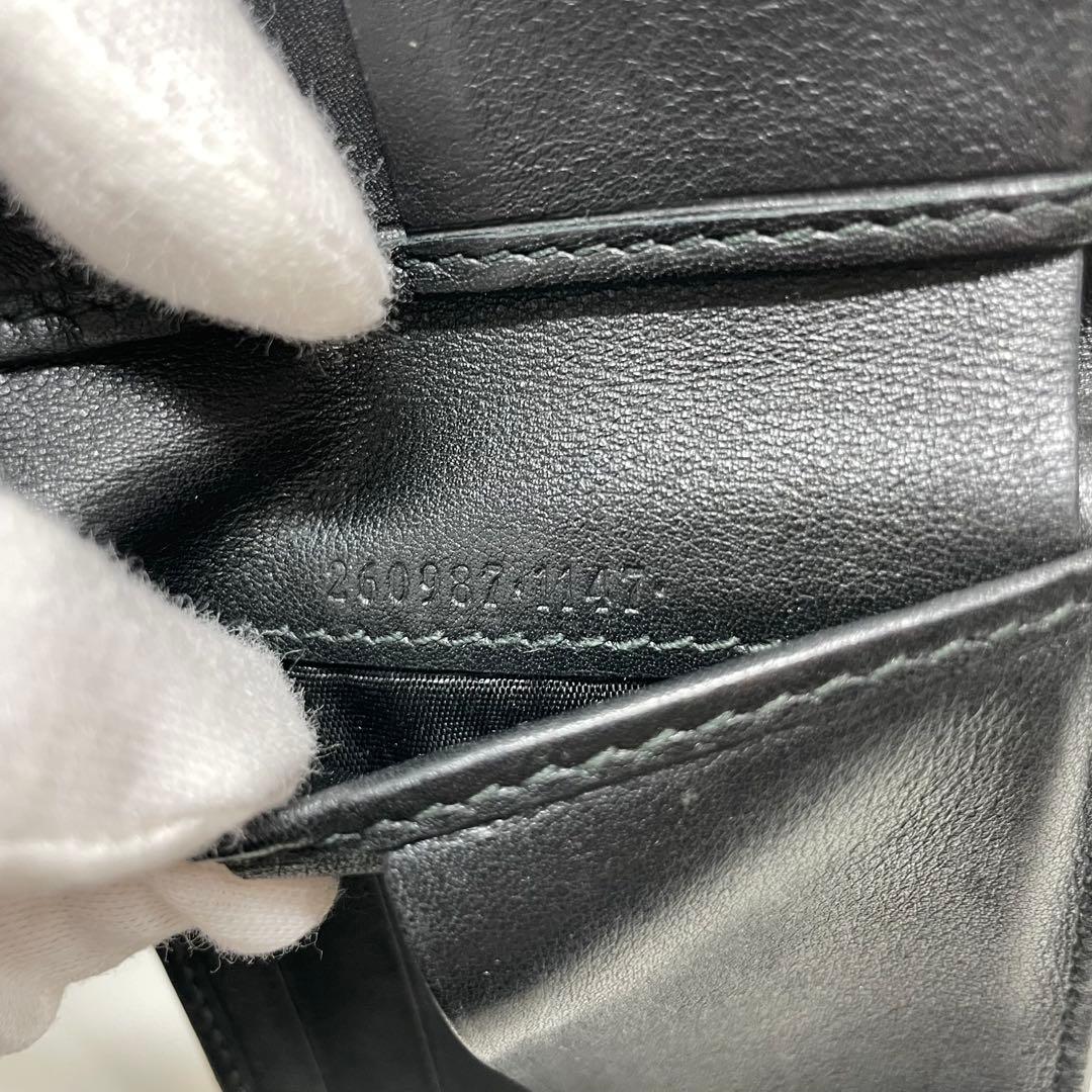 プ*丼様 GUCCI マイクログッチシマ　ブラックレザー 二つ折り札入れ
