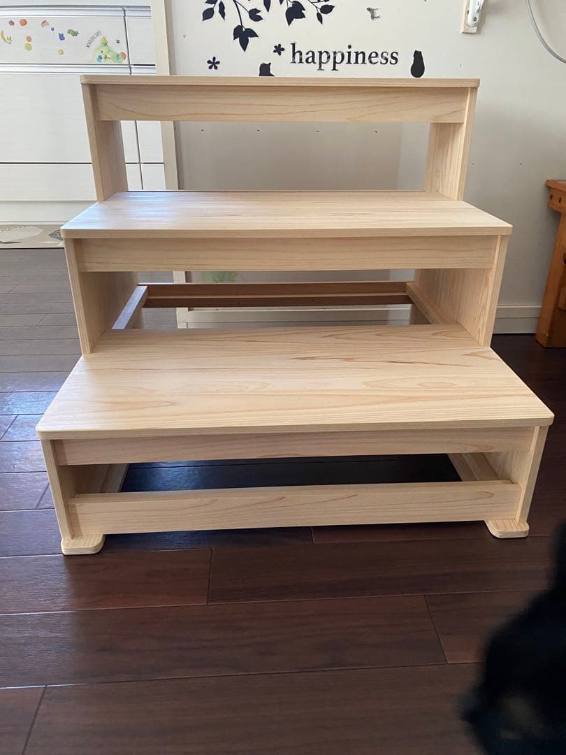 woodstock 39様限定の木製の3段の踏み台です。