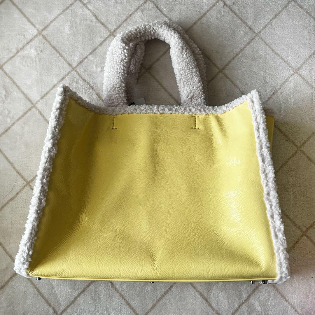 【新品未使用】フルラ　FURLA 　A4 トートバッグ　オポチュニティ　ボア