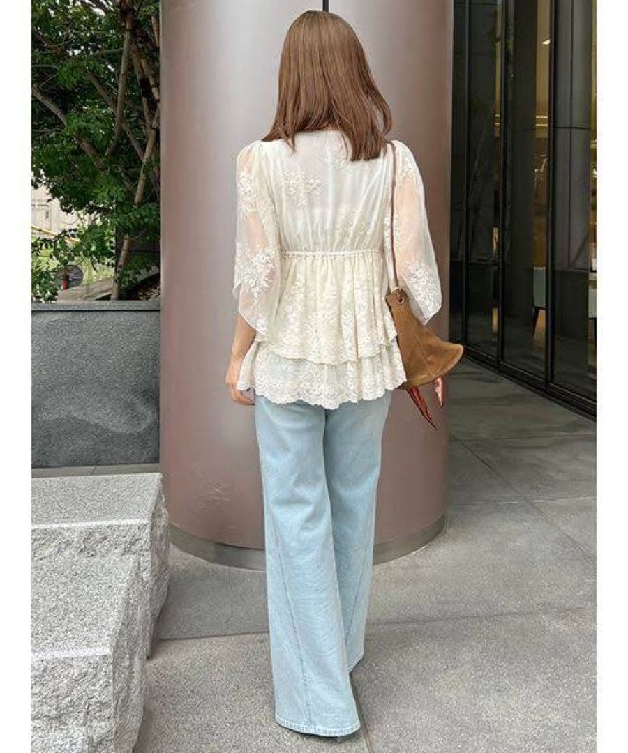 SNIDEL エンブロイダリーチュニックブラウス