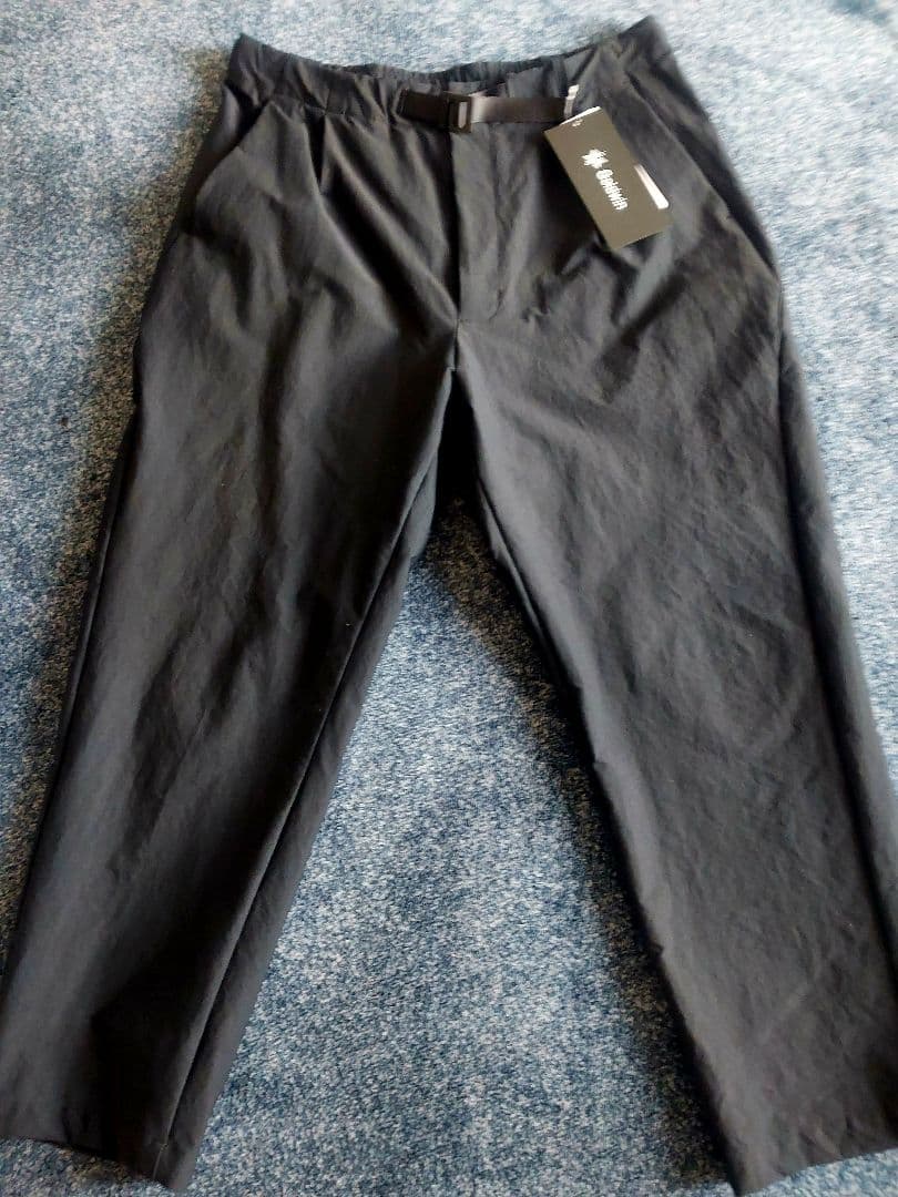 新品　Goldwin ワンタックテーパードアンクルパンツ　BLK