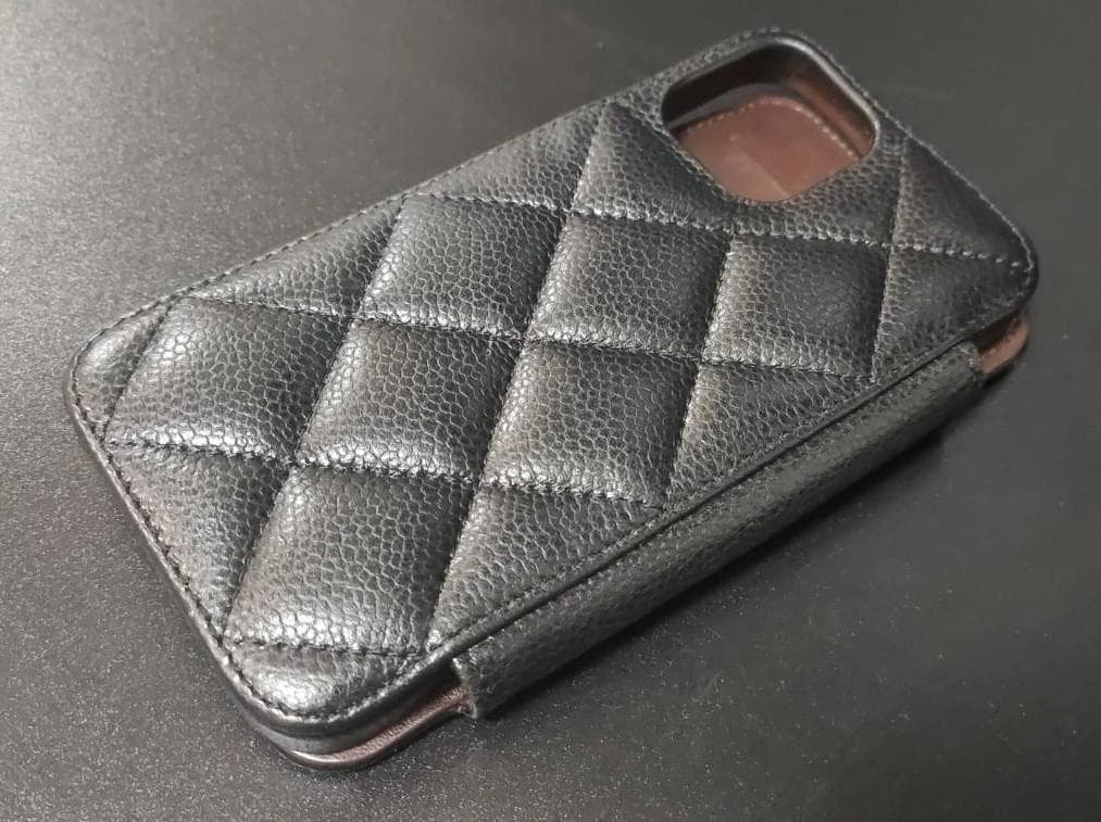 CHANEL シャネルマトラッセ iPhone12 Pro スマホケース 手帳型