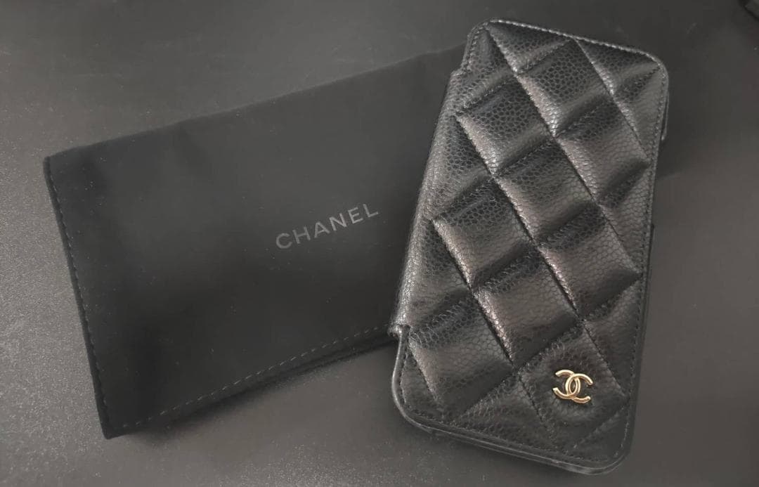 CHANEL シャネルマトラッセ iPhone12 Pro スマホケース 手帳型