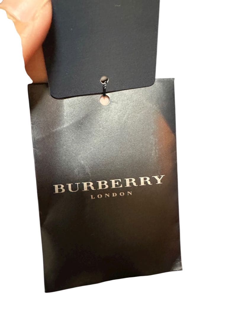 『新品』バーバリー，トレンチコート♡38.M相応，タグ付き