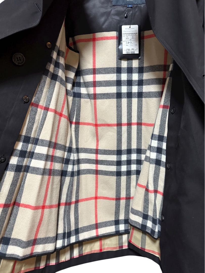 『新品』バーバリー，トレンチコート♡38.M相応，タグ付き