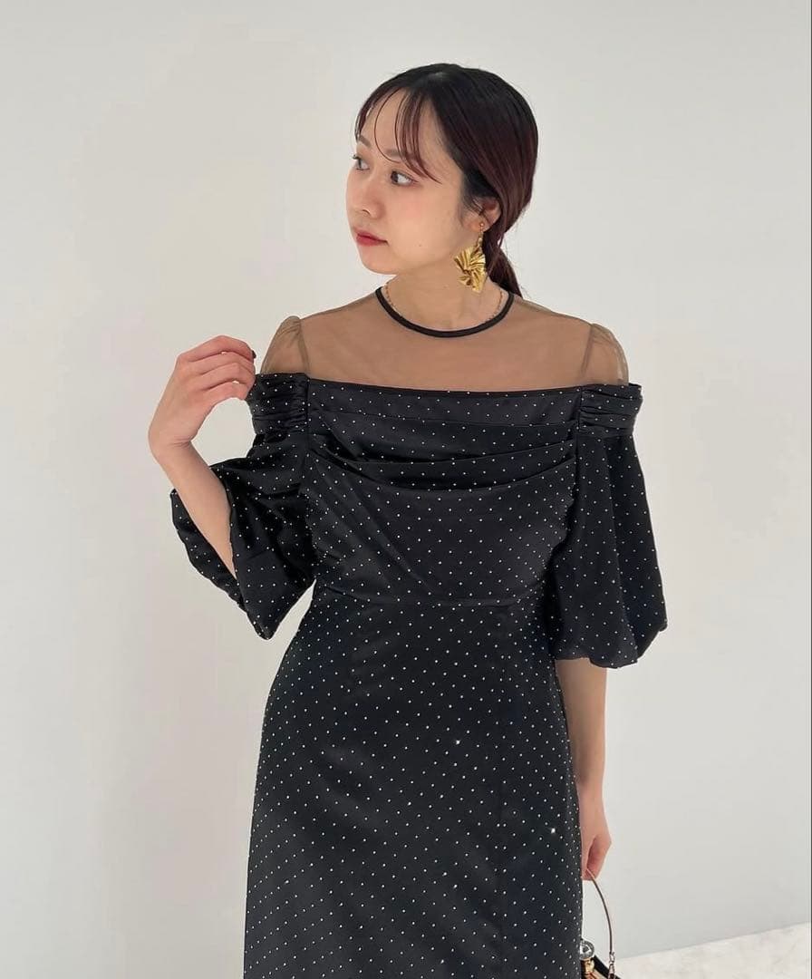 新品未使用　LEJA ドットストーンパフスリーブスリットIラインワンピースドレス