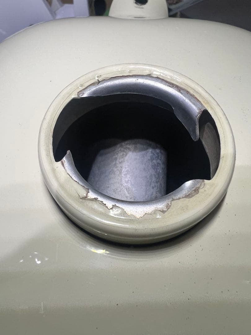 HARLEY-DAVIDSON ハーレー　タンク　ほぼ未使用