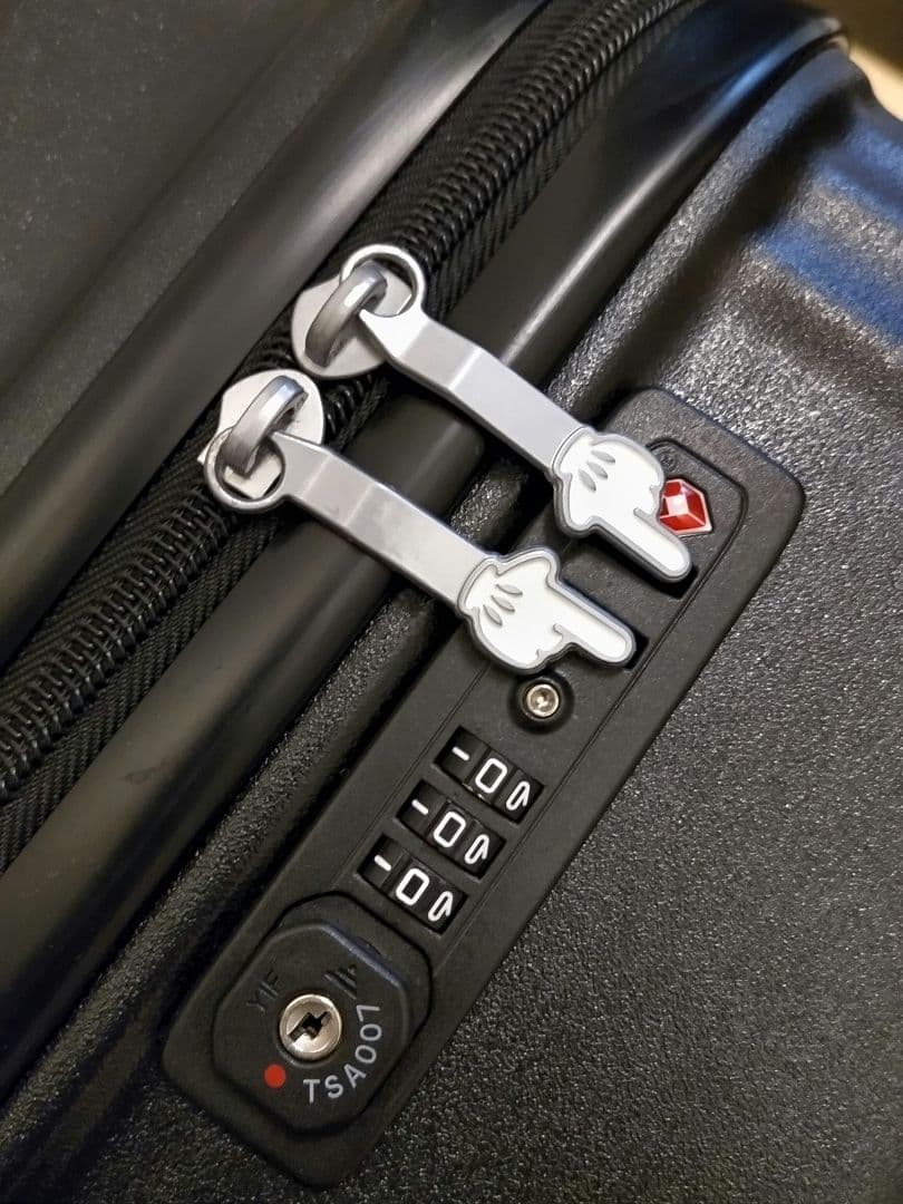 ACE×ミッキーマウス　キャリーケース 81L 　ブラック　TSAダイヤルロック