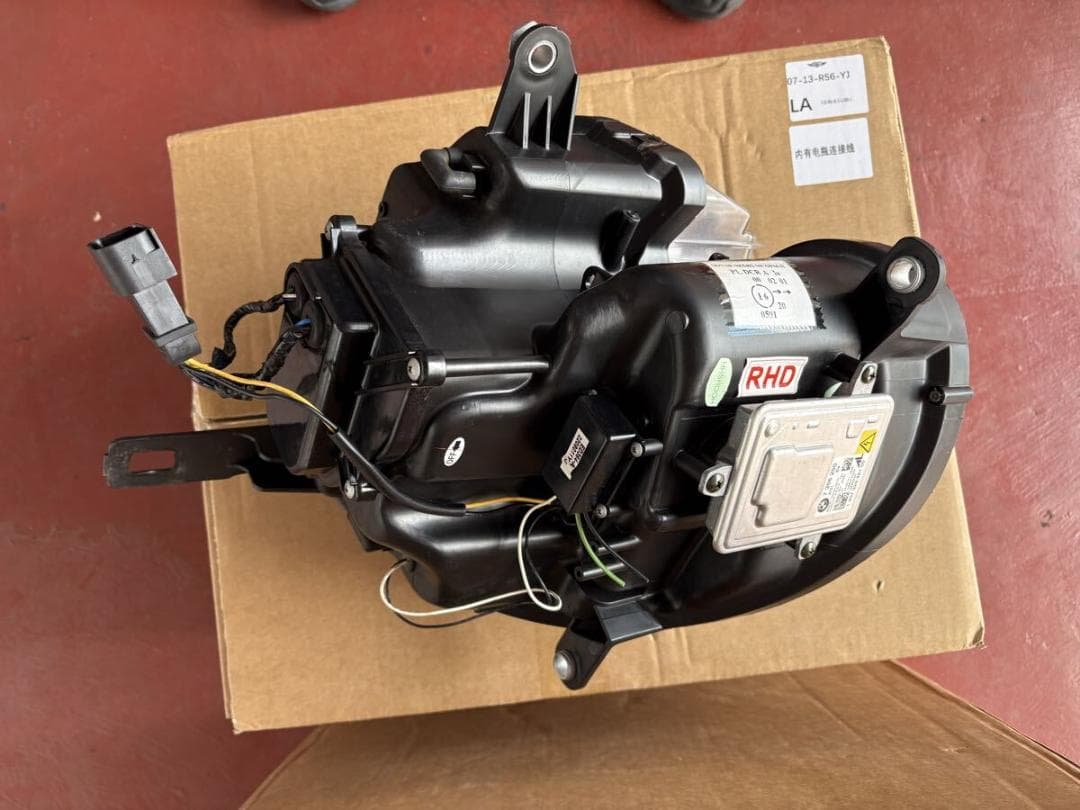 MINI R55 R56 R57 R58 社外ヘッドライト ６５００K　バラスト