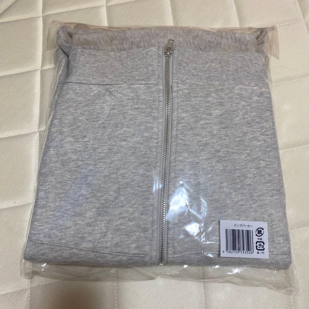 なにわ男子 VOYAGE フード付きパーカー